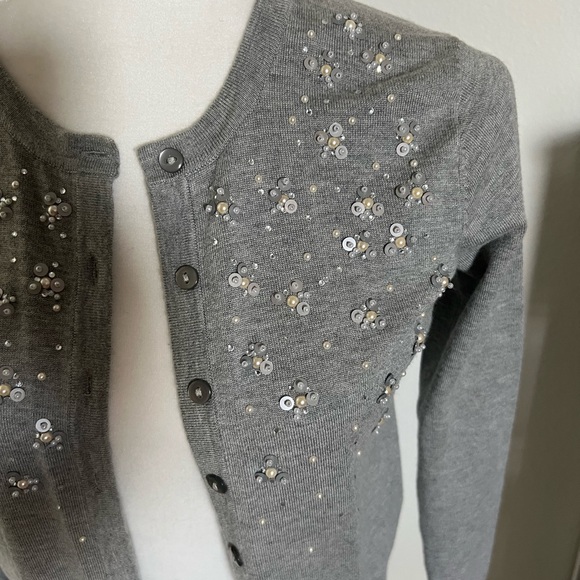 EUC Charter Club Gray Cardigan with Embellishments Petite Small - Picture 3 of 7